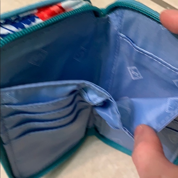 Vera Bradley - Picture 5 of 6